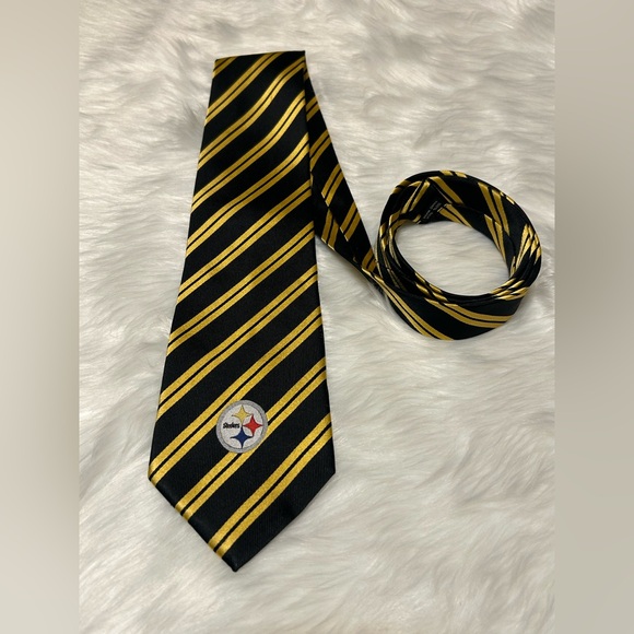 Steelers 100% Silk Hand Made Elegant Black and Gold Striped Tie - Picture 1 of 8